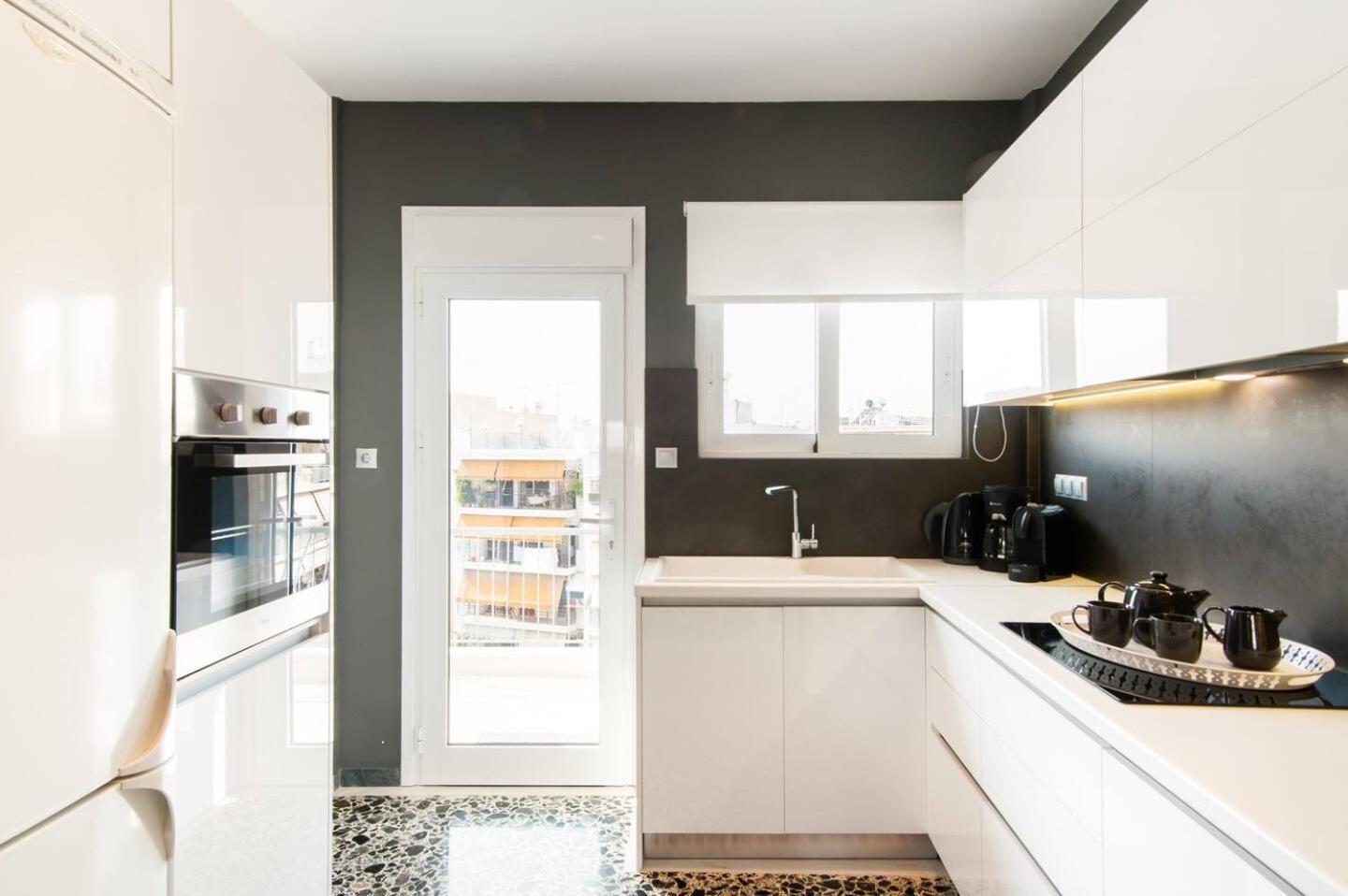 Ma Maison Nο 1, Penthouse, Acropolis And Lycabettus View, Ultra High Speed Internet 300 Mbps, 15' To Acropolis By Metro, 1' From Metro Station Atena Exterior foto