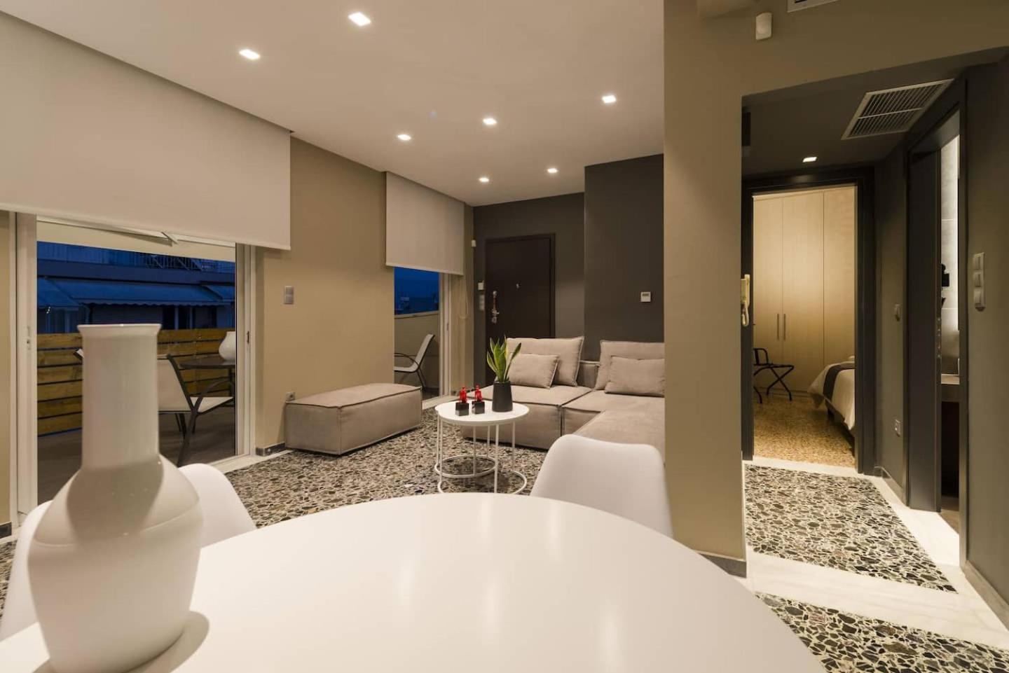 Ma Maison Nο 1, Penthouse, Acropolis And Lycabettus View, Ultra High Speed Internet 300 Mbps, 15' To Acropolis By Metro, 1' From Metro Station Atena Exterior foto